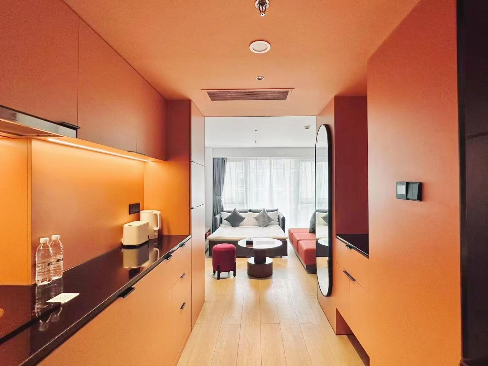Base-Beijing Wangfujing Serviced Apartment- In Hutong &Bike Rental &Close To Forbidden City, Tian'Anmen Square &Subway Nearby &Free Coffee &Washing Machine,Kitchen &Restaurant Discount &English Speaking &High Speed Free Wifi Exteriör bild